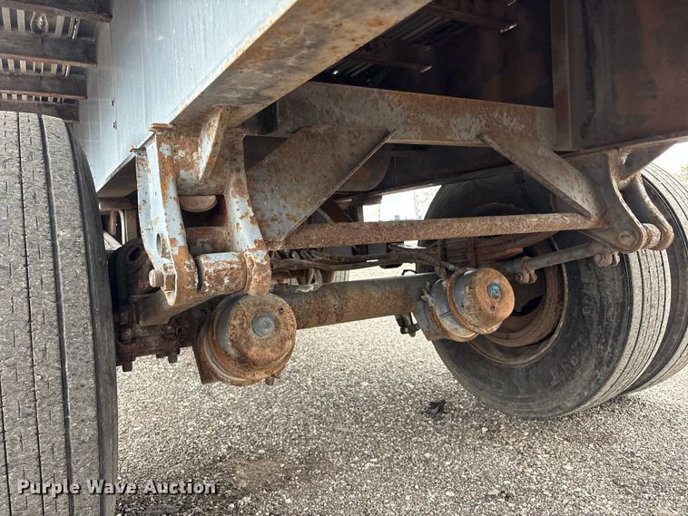 image for item EG9003 2005 Utility Trailer Mfg Co. FS2CHA flatbed trailer