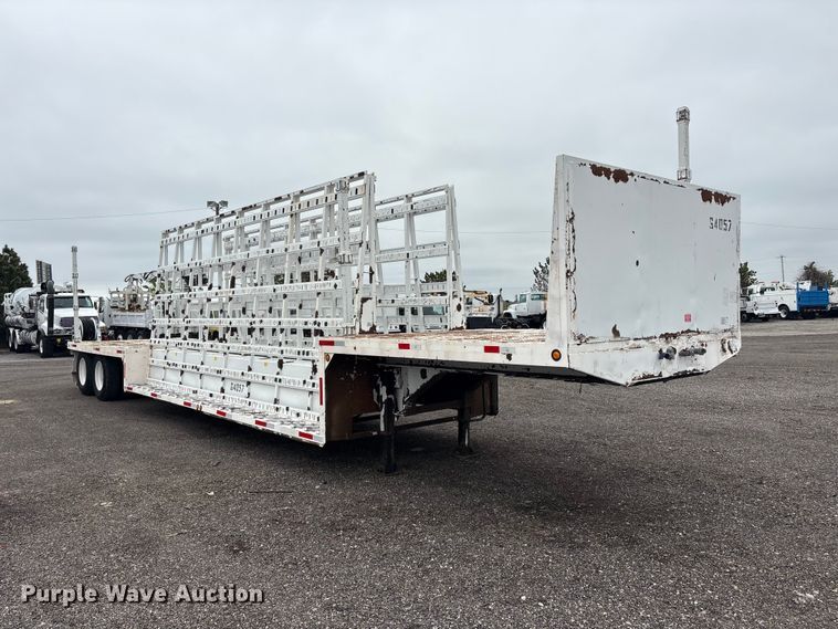image for item EG9004 2006 Unruh Fab Inc. 40-OPEN double drop deck glass trailer