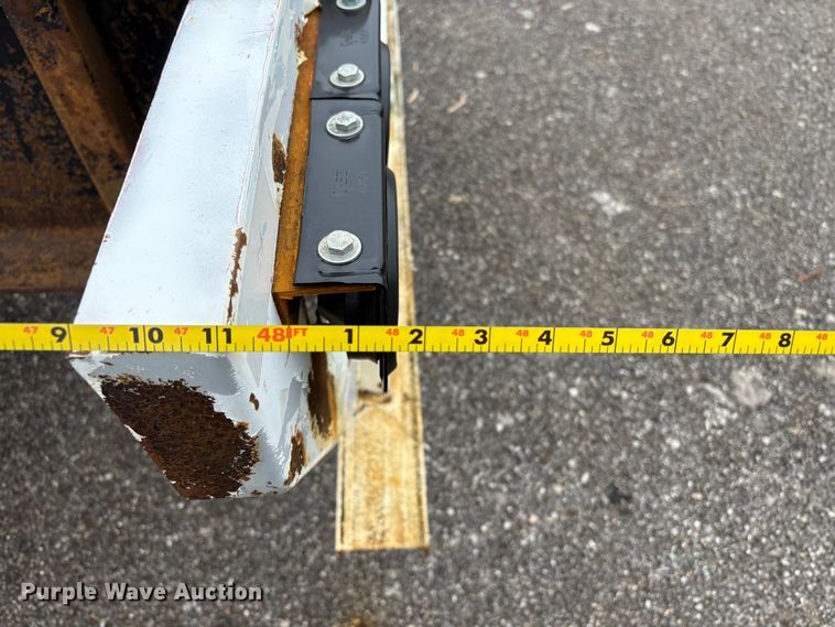 image for item EG9004 2006 Unruh Fab Inc. 40-OPEN double drop deck glass trailer