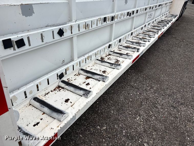 image for item EG9004 2006 Unruh Fab Inc. 40-OPEN double drop deck glass trailer