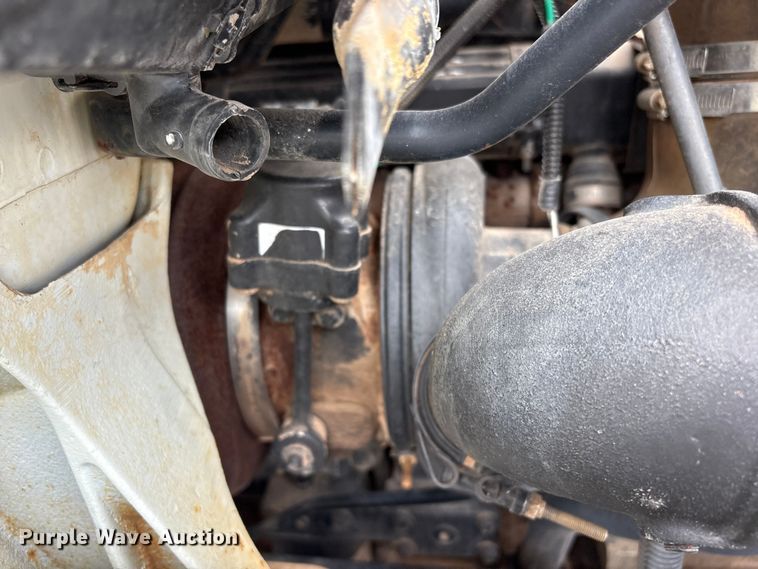 image for item EG9010 2007 International 7600 hook lift truck