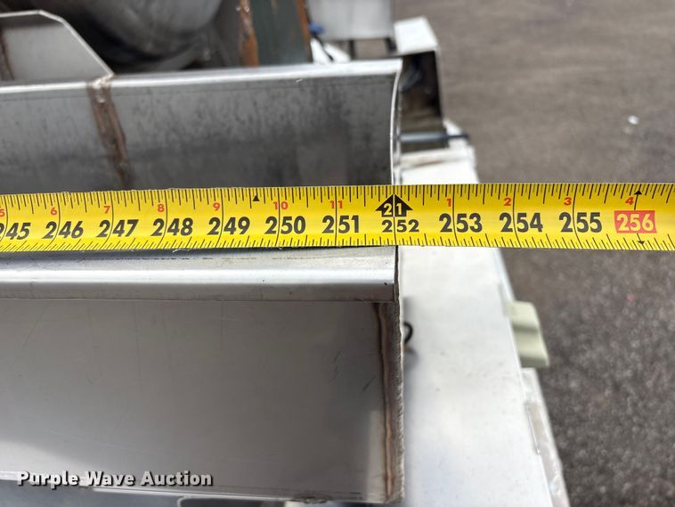 image for item EG9024 1988 Heil S0-3112 tank trailer