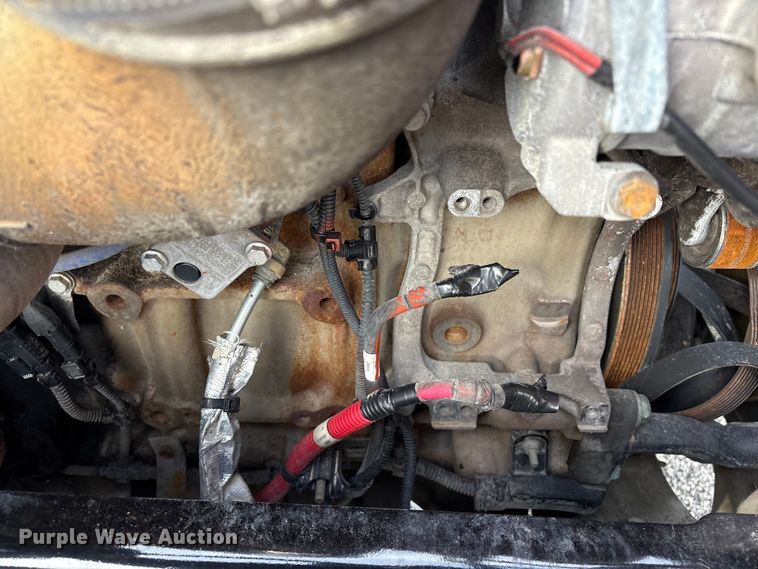 image for item EG9033 2015 Freightliner Cascadia 125 semi truck