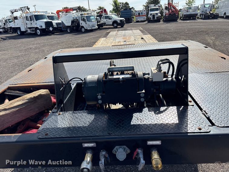 image for item EG9034 2020 XL Specialized Trailers XL 80 PT drop deck hydraulic tail equipment trailer