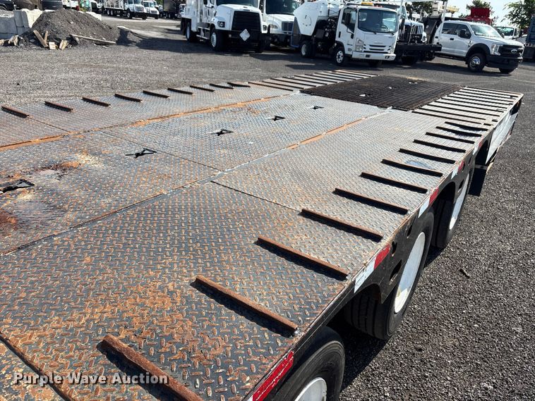 image for item EG9034 2020 XL Specialized Trailers XL 80 PT drop deck hydraulic tail equipment trailer