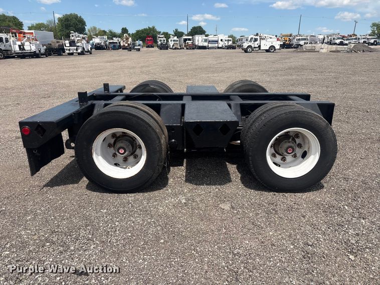 image for item EG9059 Tag axle