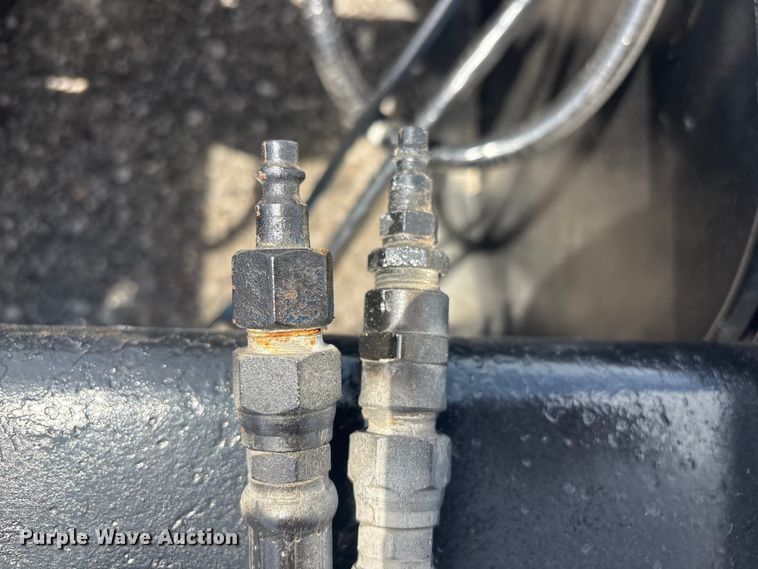image for item EG9059 Tag axle