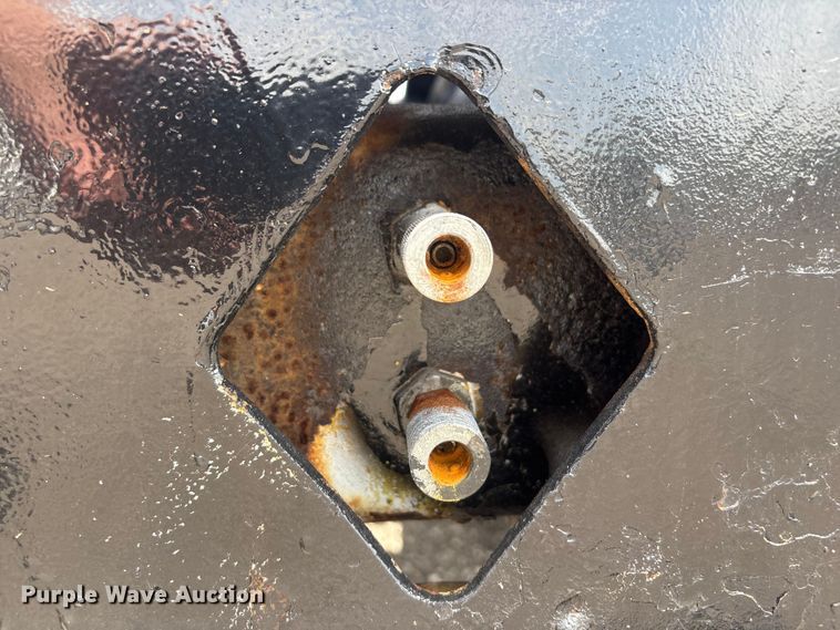 image for item EG9059 Tag axle