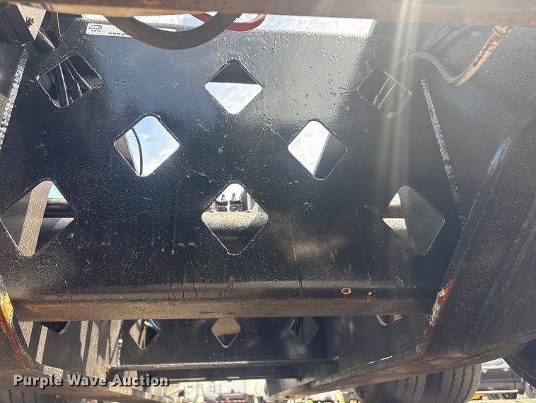 image for item EG9059 Tag axle