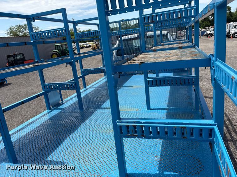 image for item EG9079 2018 Ford F-750 flatbed truck