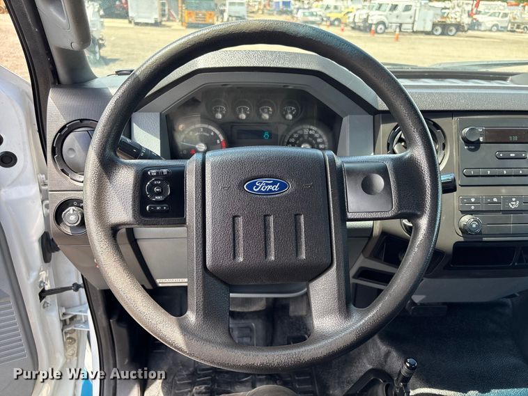 image for item EG9079 2018 Ford F-750 flatbed truck