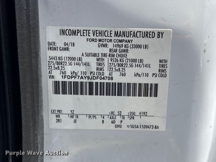 image for item EG9079 2018 Ford F-750 flatbed truck