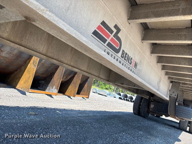 image for item EM0101 1999 Benson AF489650 flatbed trailer