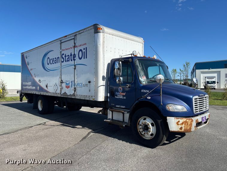 image for item EM0102 2007 Freightliner Business class M2 box truck