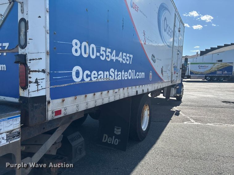image for item EM0102 2007 Freightliner Business class M2 box truck