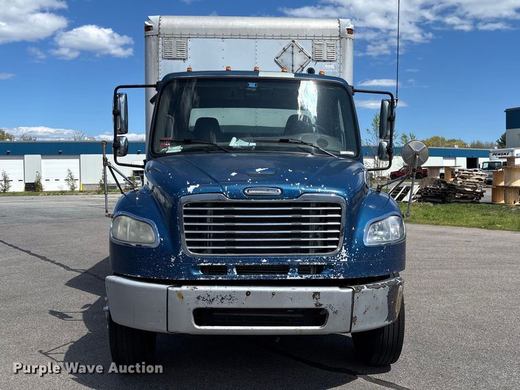 image for item EM0106 2009 Freightliner Business Class M2 box truck