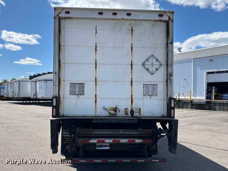 image for item EM0106 2009 Freightliner Business Class M2 box truck