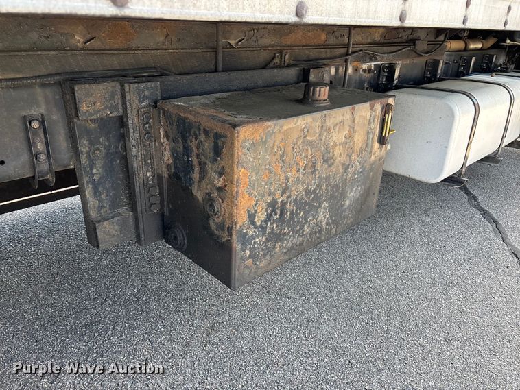 image for item EM0106 2009 Freightliner Business Class M2 box truck