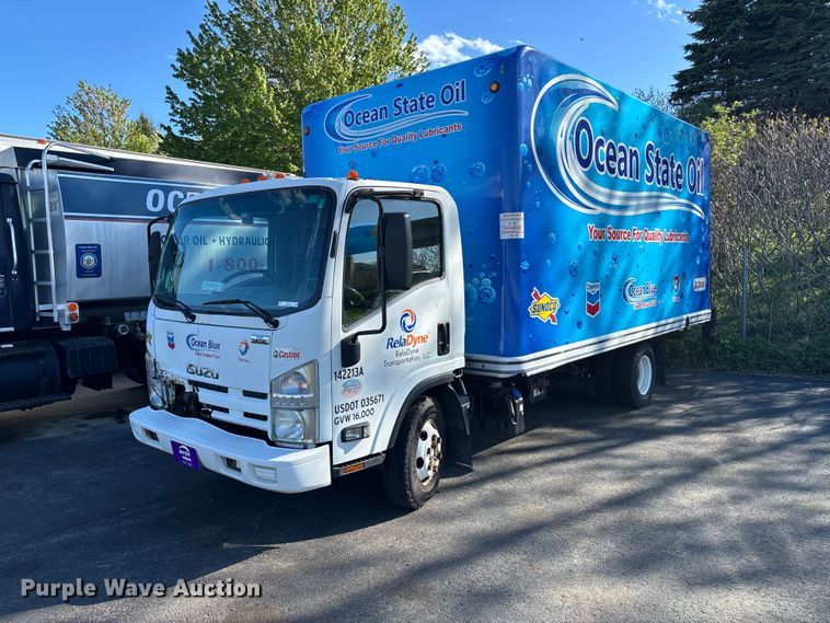 image for item EM0108 2014 Isuzu Npr/npr-hd box truck