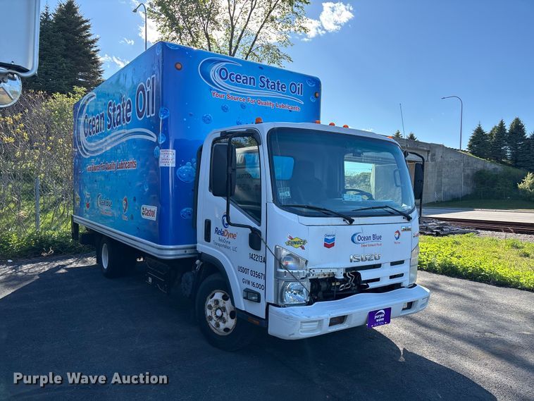 image for item EM0108 2014 Isuzu Npr/npr-hd box truck