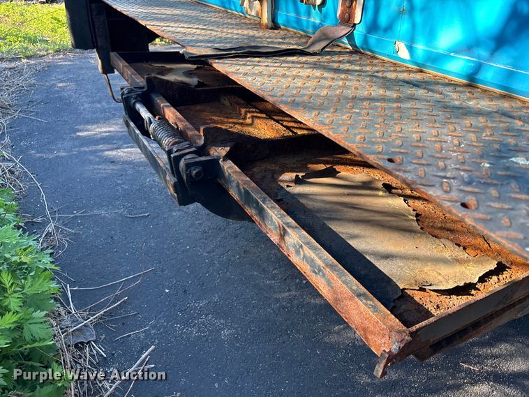 image for item EM0108 2014 Isuzu Npr/npr-hd box truck