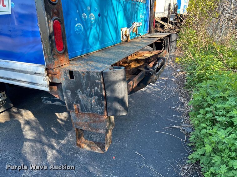 image for item EM0108 2014 Isuzu Npr/npr-hd box truck