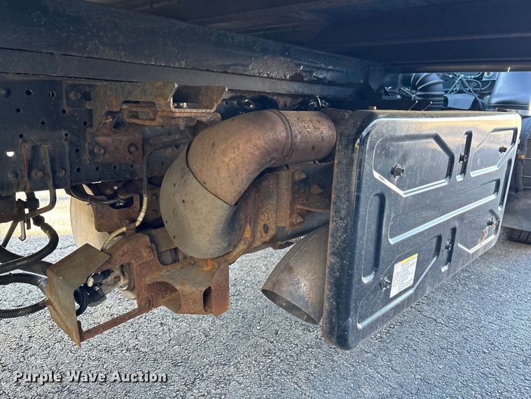 image for item EM0108 2014 Isuzu Npr/npr-hd box truck