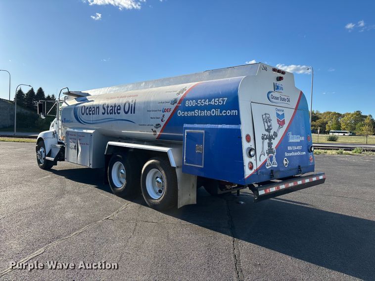 image for item EM0109 2009 Kenworth T370 fuel truck