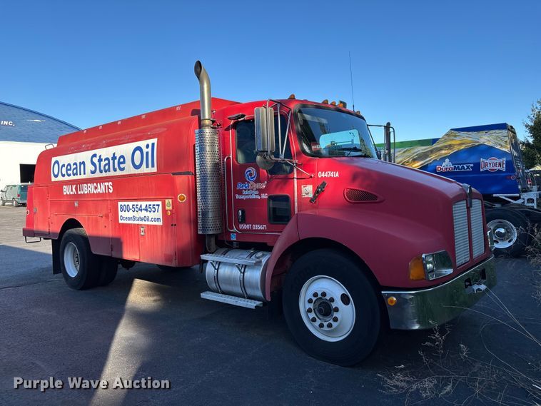 image for item EM0110 2004 Kenworth T300 fuel truck