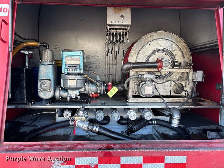 image for item EM0110 2004 Kenworth T300 fuel truck