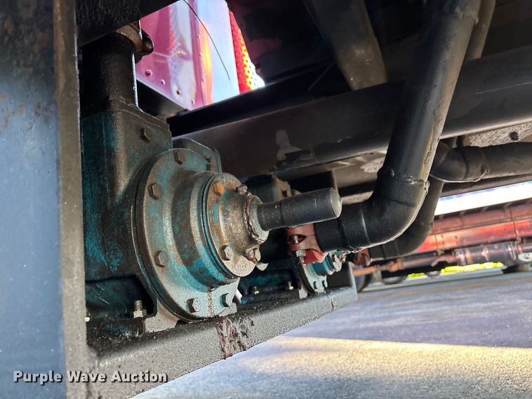 image for item EM0110 2004 Kenworth T300 fuel truck