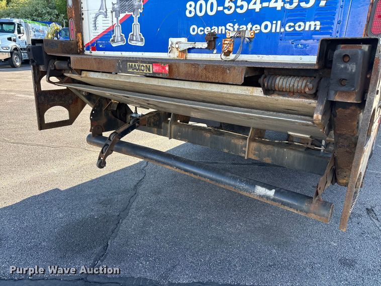 image for item EM0111 2015 Freightliner Business Class M2 box truck