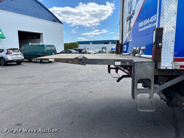 image for item EM0115 2007 Western Star 4900 box truck