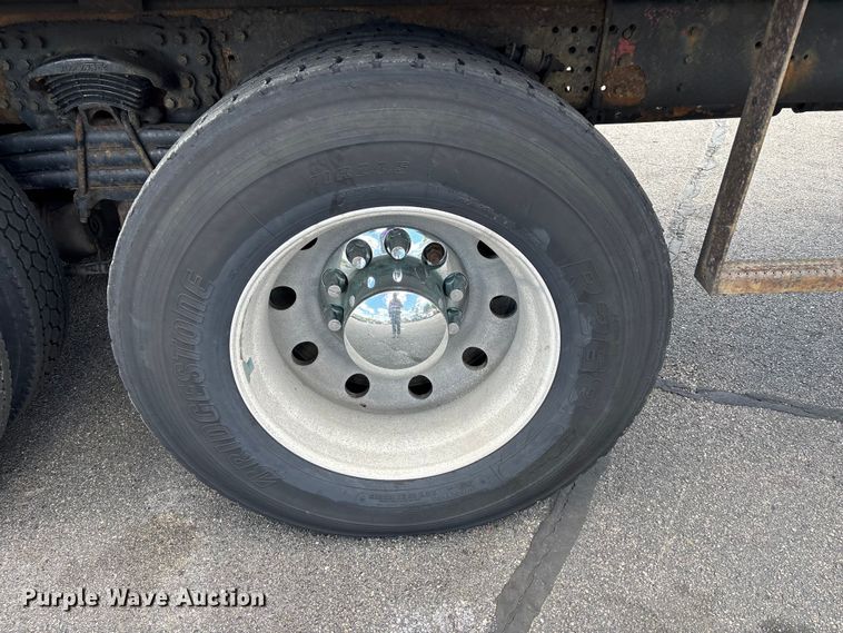 image for item EM0115 2007 Western Star 4900 box truck
