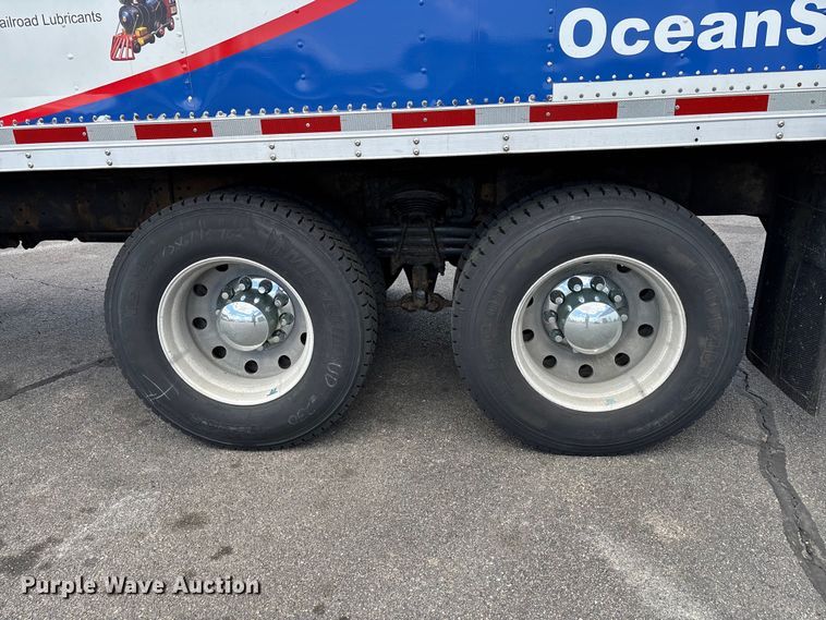 image for item EM0115 2007 Western Star 4900 box truck