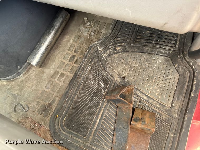 image for item ER0488 2007 Volvo Truck VNM semi truck