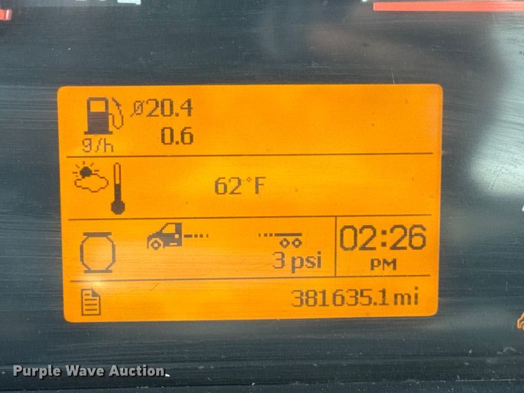 image for item ER0488 2007 Volvo Truck VNM semi truck