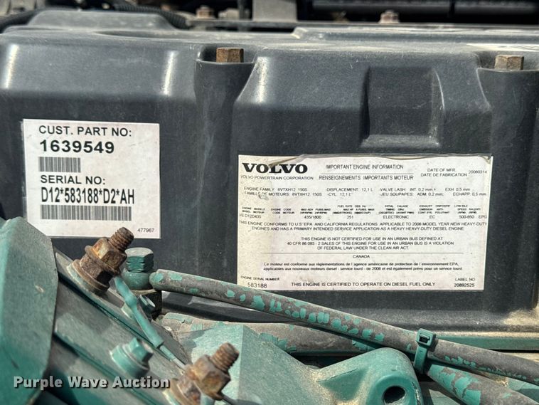 image for item ER0488 2007 Volvo Truck VNM semi truck