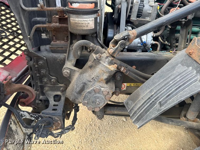 image for item ER0488 2007 Volvo Truck VNM semi truck