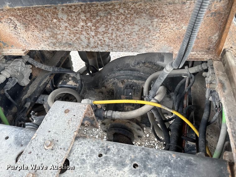 image for item ER0491 2011 International 4300 flatbed truck