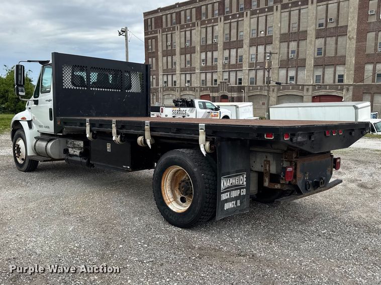 image for item ER0491 2011 International 4300 flatbed truck