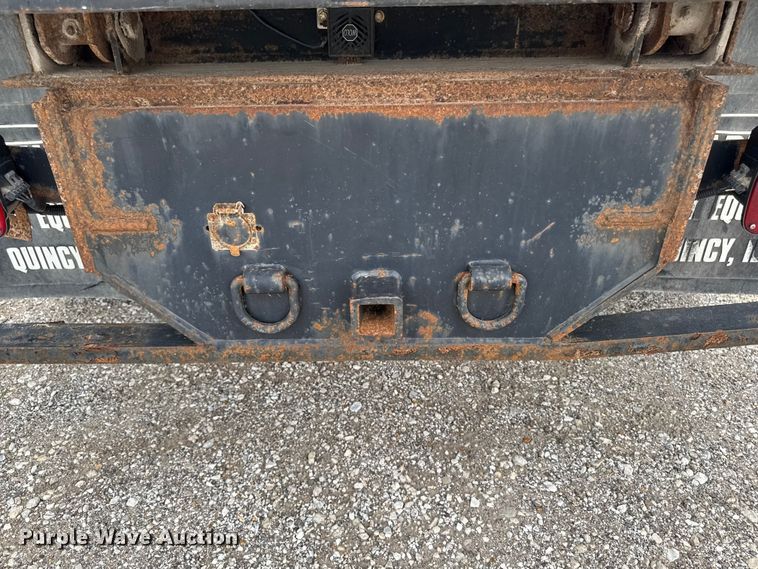 image for item ER0491 2011 International 4300 flatbed truck