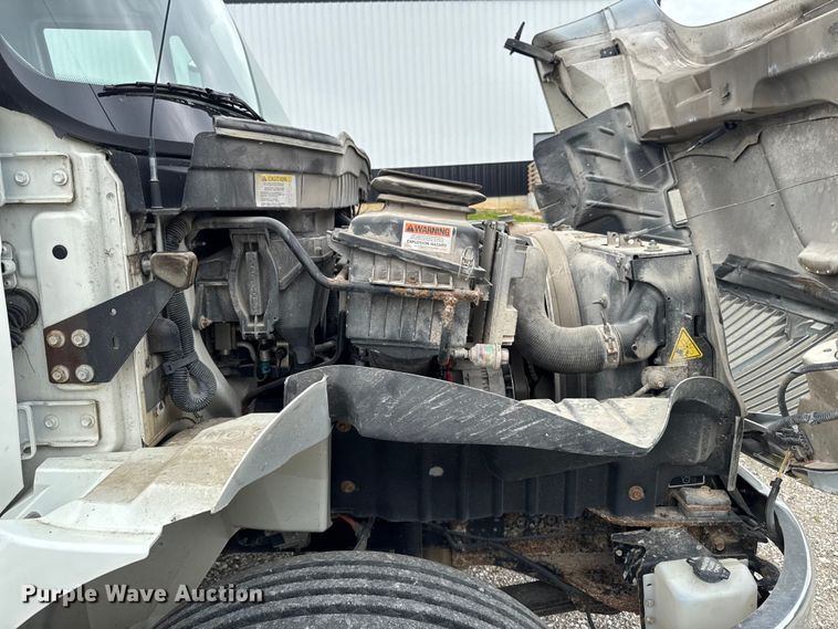 image for item ER0491 2011 International 4300 flatbed truck