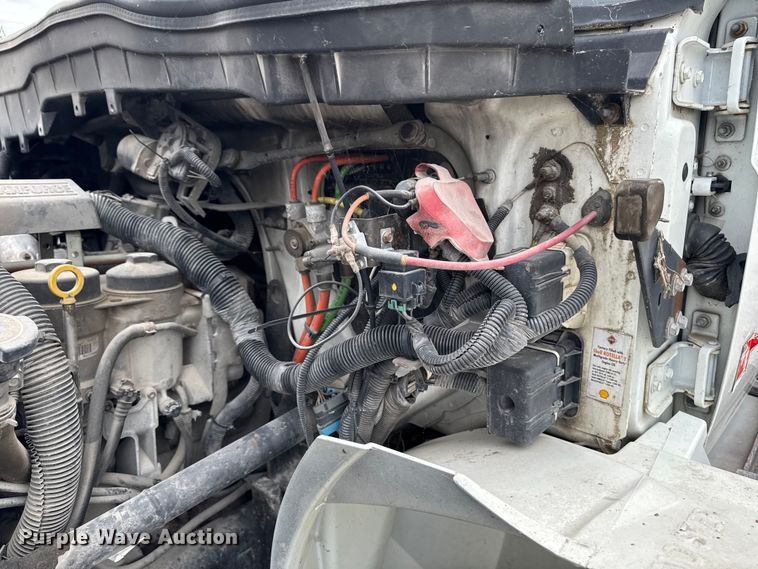 image for item ER0491 2011 International 4300 flatbed truck