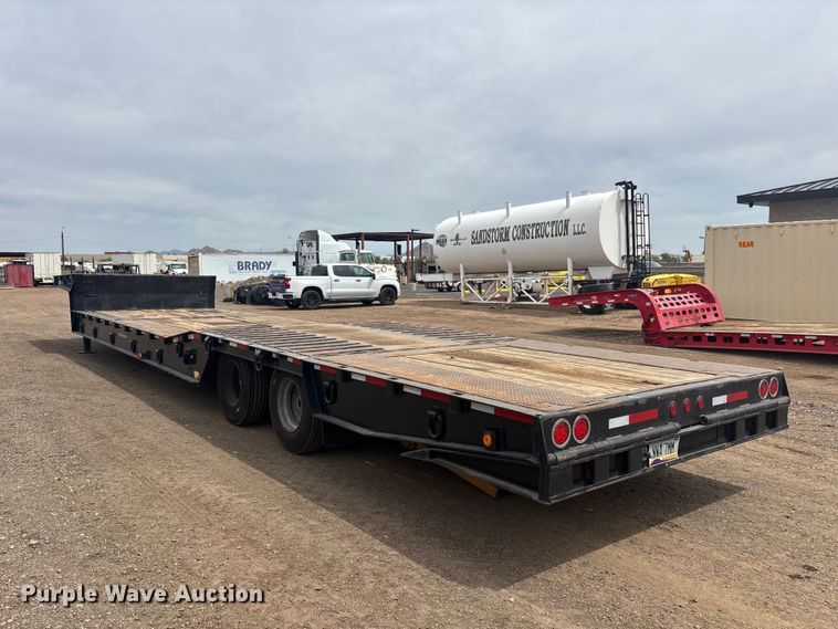 image for item ER7540 1998 Trail King Industries TK70HT-462 drop deck hydraulic tail equipment trailer