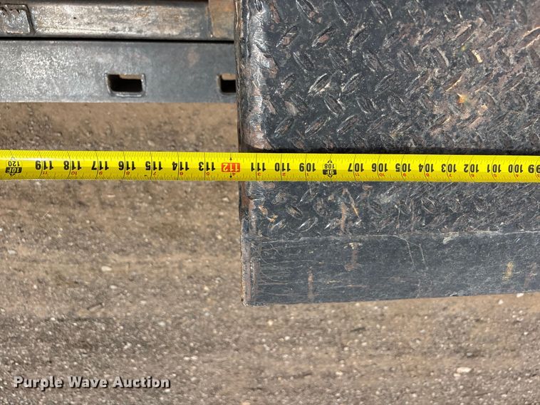 image for item ER7540 1998 Trail King Industries TK70HT-462 drop deck hydraulic tail equipment trailer
