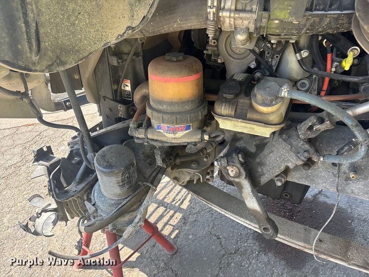 image for item ER7561 2015 Freightliner Cascadia fuel truck
