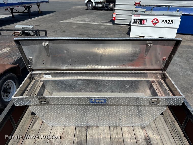 image for item ER7562 2013 Carson utility trailer