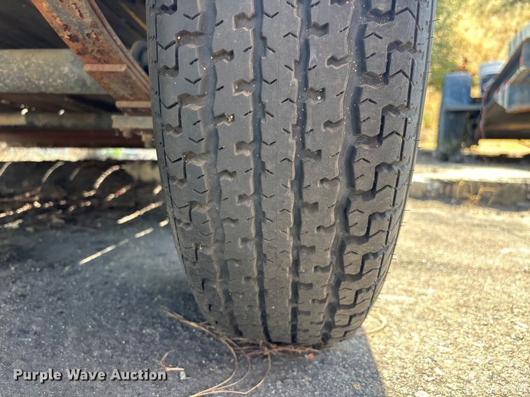 image for item ER7562 2013 Carson utility trailer