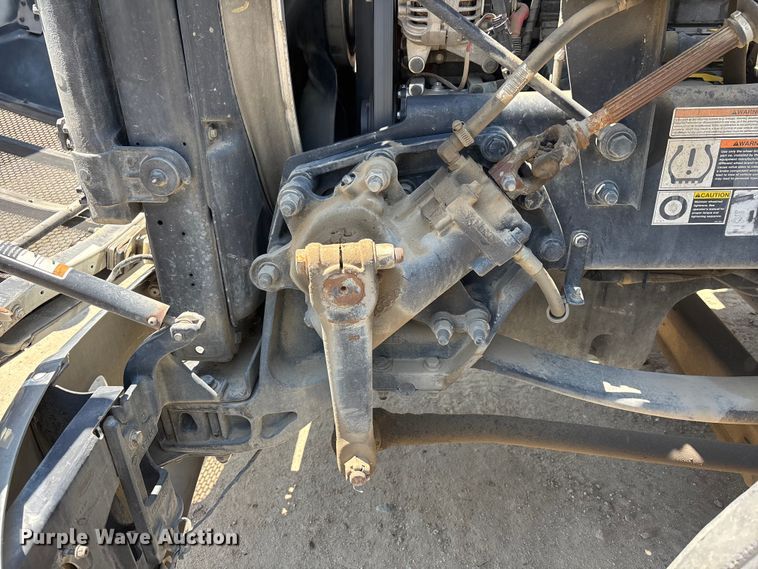 image for item ER7573 2018 Peterbilt 579 semi truck